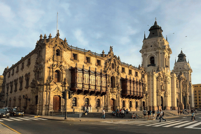 Machu Picchu Tour ab Lima